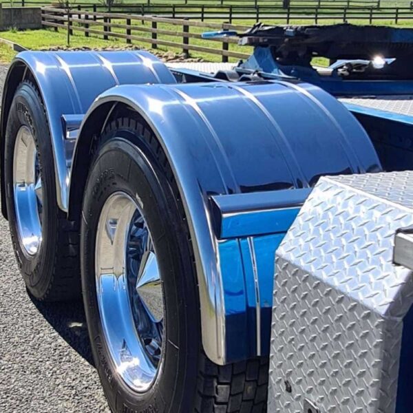 Silverback-Ribbed-Fenders-6