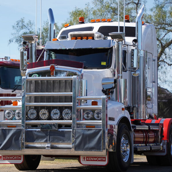 Truck-Chrome-Stacks-Aussie-Curve-350-series-reduced-5
