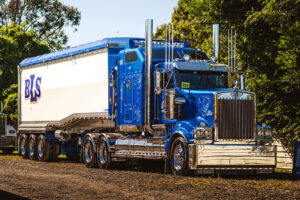 T909-with-complete-Silverback